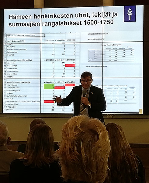 Professori Petri Karonen esitelmi Hmlisjuhlassa 20.11.2022
